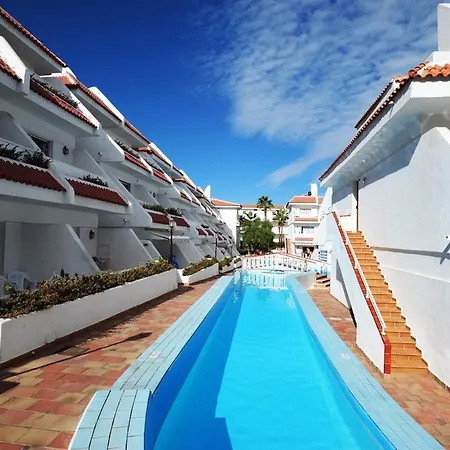 Apartment Location, Terrace With Pool View, Sunny, Quiet, Wifi *