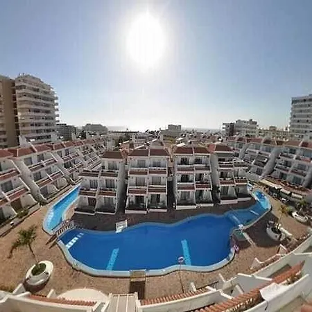 Apartment Location, Terrace With Pool View, Sunny, Quiet, Wifi *