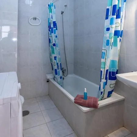 Location, Terrace With Pool View, Sunny, Quiet, Wifi Apartment